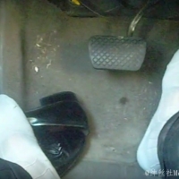 socking the pedals